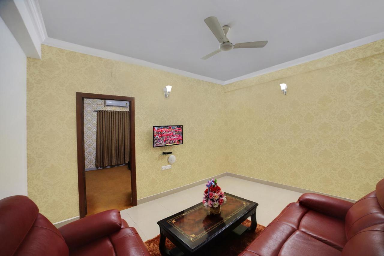 Hotel Voyagers 99 Bangalore Extérieur photo