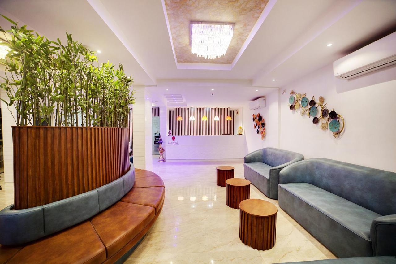 Hotel Voyagers 99 Bangalore Extérieur photo