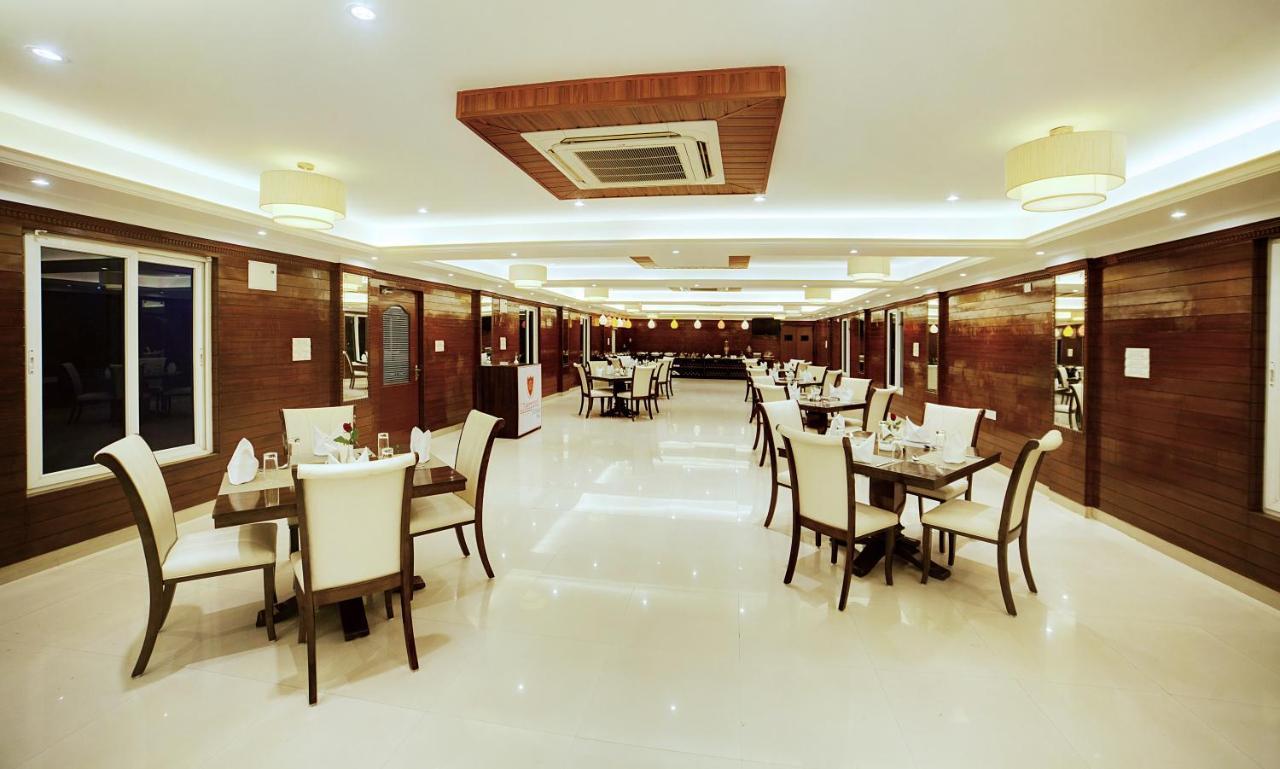 Hotel Voyagers 99 Bangalore Extérieur photo